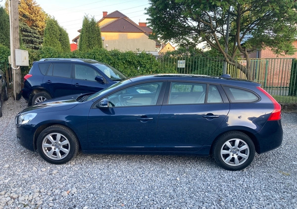 Volvo V60 cena 26900 przebieg: 250000, rok produkcji 2011 z Puławy małe 67